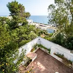 Vakantiehuis Rosa Seaview In